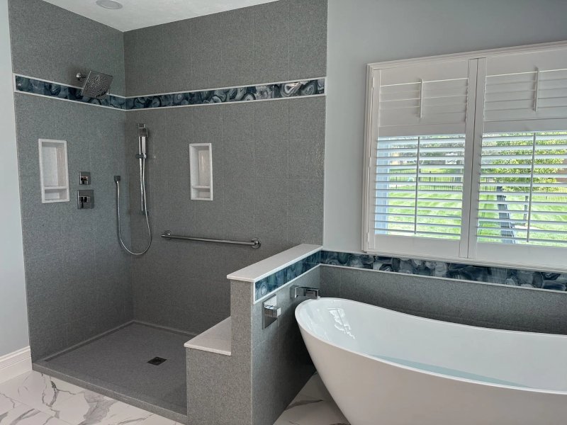 Walk-In Onyx Showers Troy, IL